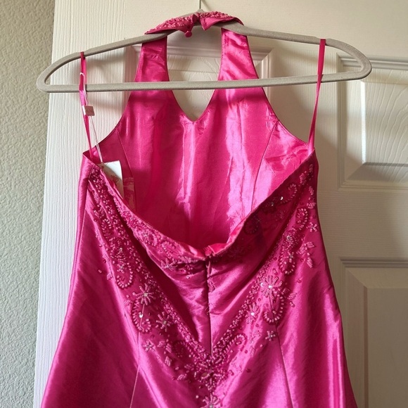 Tip Top Girls Barbie Pink Halter Sequin Gown - Size 12 - Picture 3 of 7